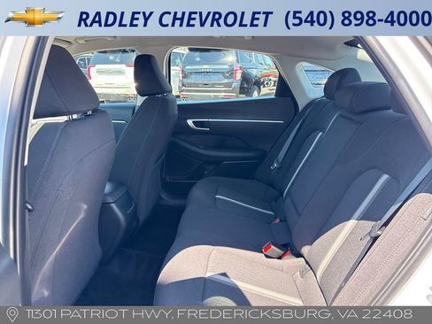Used 2025 Hyundai Sonata SEL FWD image 12