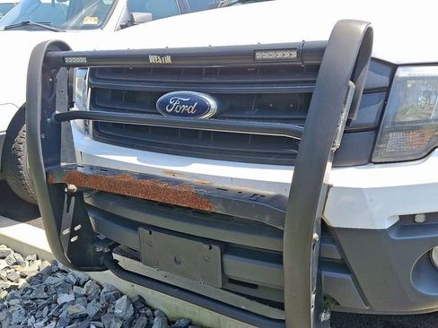 Used 2017 Ford Expedition EL XL image 10