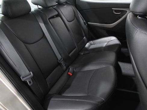 Used 2013 Hyundai Elantra Limited w/ Technology Pkg image 18