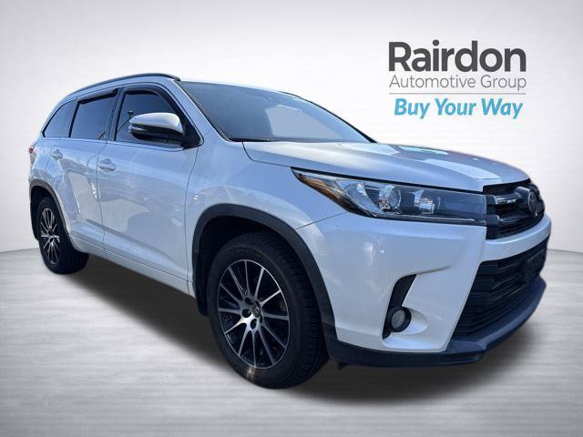 Used 2017 Toyota Highlander SE FWD 360° Tour