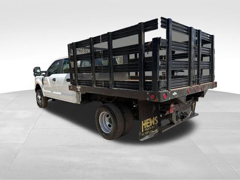 Used 2019 Ford F350 XL w/ Power Equipment Group AWD/4WD image 5