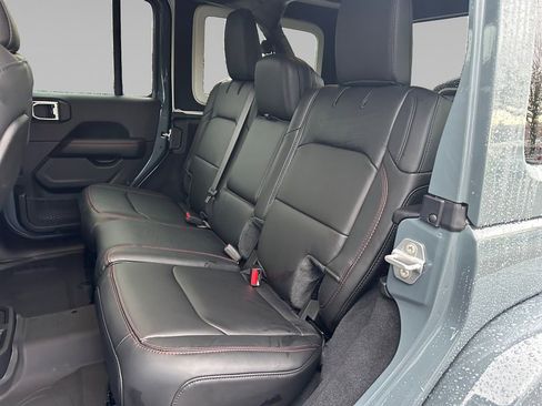 New 2026 Jeep Wrangler Unlimited Rubicon image 15