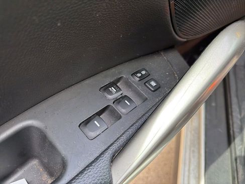 Used 2017 Hyundai Veloster Turbo w/ Tech Package 02 image 10