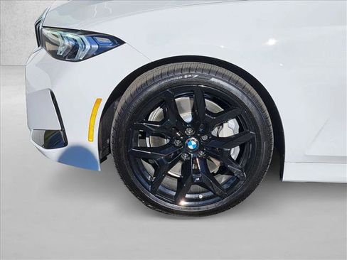 New 2026 BMW 330i Sedan w/ M Sport Package image 10