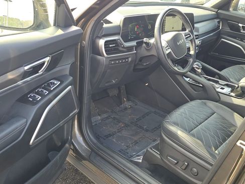 Certified 2023 Kia Telluride EX X-Line image 9