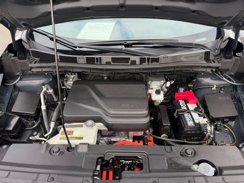 Used 2025 Nissan Leaf S FWD image 42
