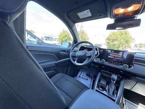 New 2026 GMC Canyon Elevation w/ Convenience Package RWD image 15