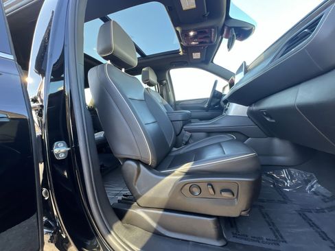 Used 2023 Chevrolet Tahoe Premier w/ LPO, Illumination Package image 28