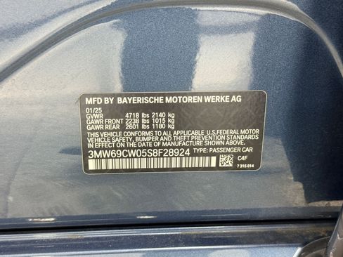 Certified 2025 BMW 330i Sedan RWD image 21