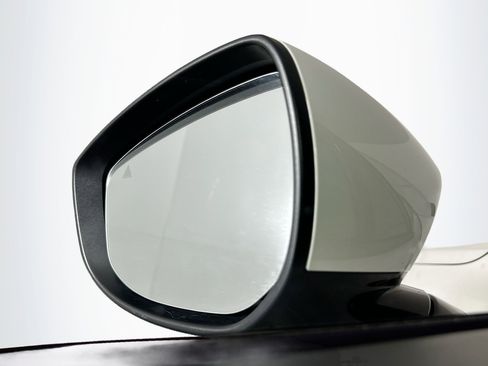 Used 2024 MAZDA CX-90 3.3 Turbo w/ Preferred Plus image 16