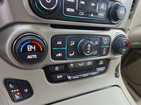 Used 2019 GMC Yukon XL Denali w/ Denali Ultimate Package image 17