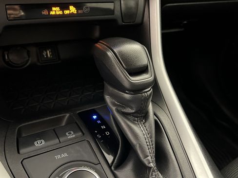 Used 2024 Toyota RAV4 LE image 23