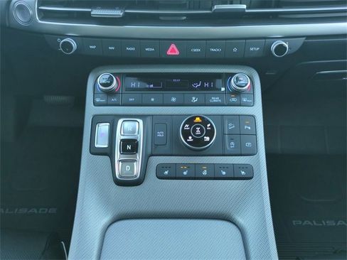 Used 2025 Hyundai Palisade SEL image 19