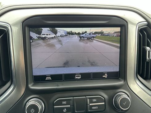 Used 2021 Chevrolet Silverado 1500 LTZ w/ LTZ Premium Package AWD/4WD image 15