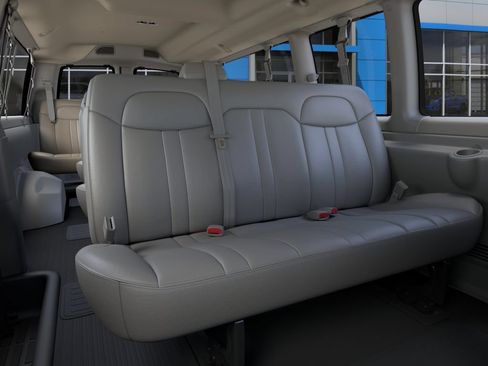 New 2026 Chevrolet Express 3500 LS w/ Chrome Appearance Package RWD image 17