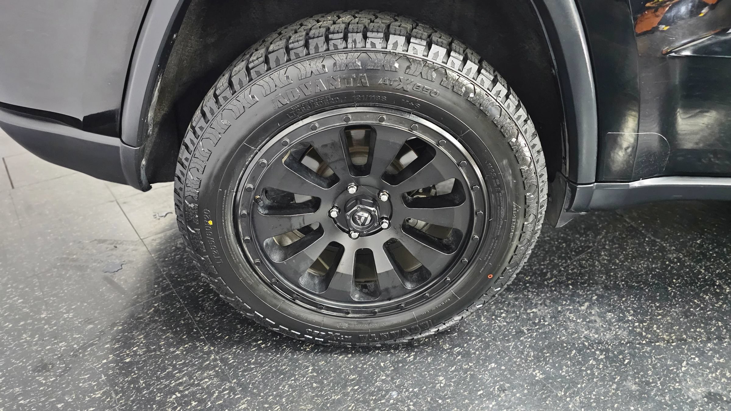 Used 2018 Jeep Grand Cherokee Laredo AWD/4WD image 20