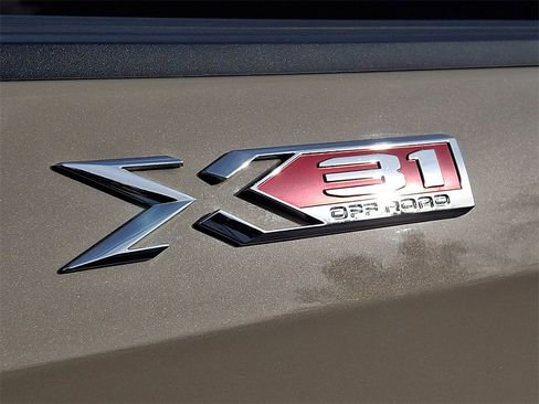 Used 2023 GMC Sierra 1500 Elevation image 29