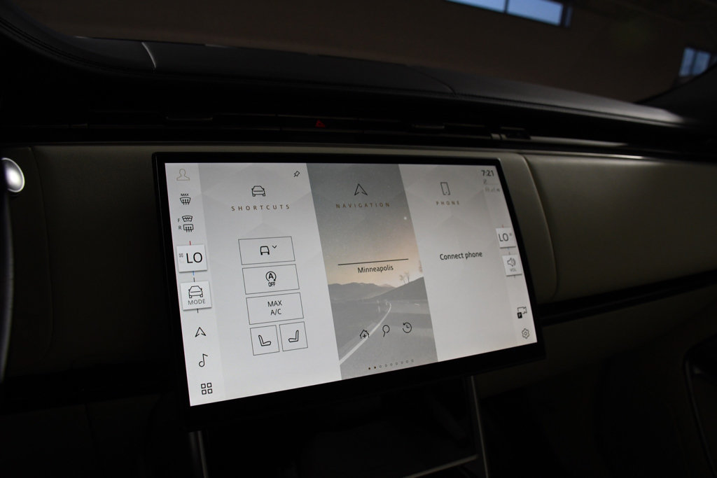 New 2026 Land Rover Range Rover SE AWD/4WD image 32