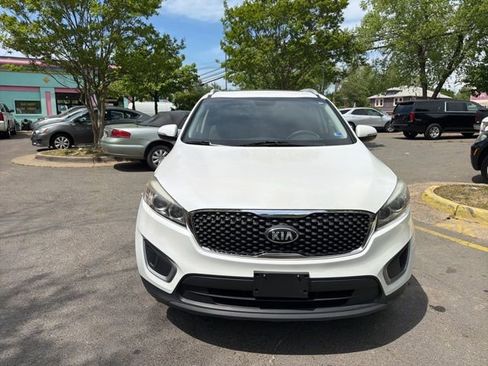 Used 2018 Kia Sorento AWD image 8