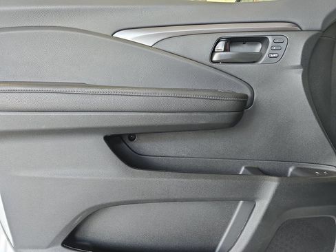 Used 2025 Honda Passport EX-L image 27