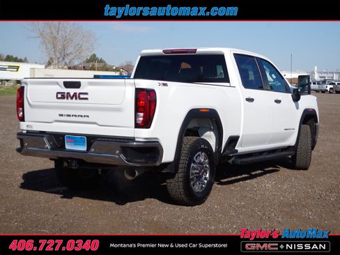 Used 2022 GMC Sierra 3500 Pro w/ Convenience Package AWD/4WD image 3