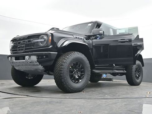 New 2026 Ford Bronco Raptor AWD/4WD image 73