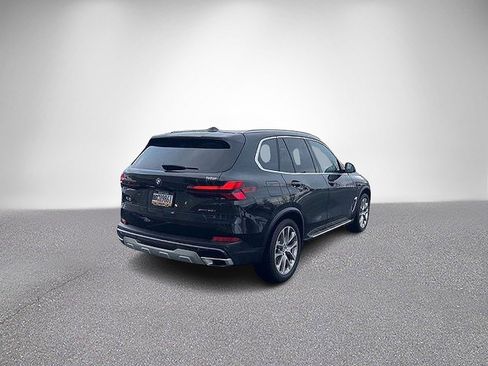 Used 2024 BMW X5 xDrive40i image 4