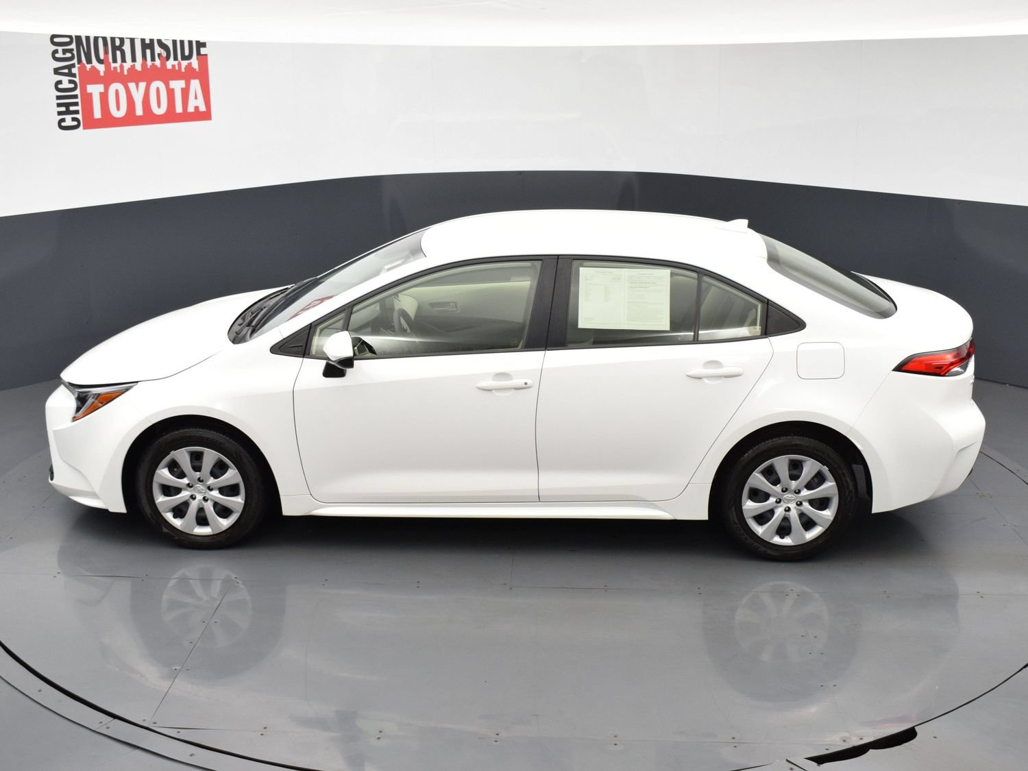 Used 2024 Toyota Corolla LE FWD image 17
