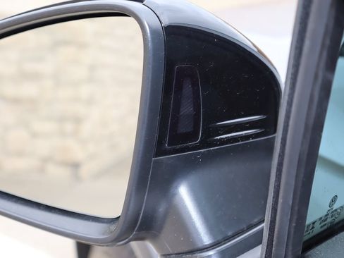 Used 2024 Volkswagen Tiguan SE R-Line w/ MDO Package, Three-Row FWD image 25