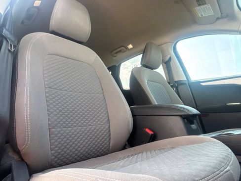 Used 2020 Ford Escape SE FWD image 26