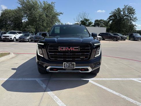 Used 2025 GMC Yukon XL AT4 Ultimate w/ LPO, Floor Liner Package AWD/4WD image 8