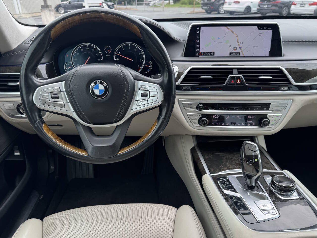 Used 2018 BMW 750i xDrive AWD/4WD image 13