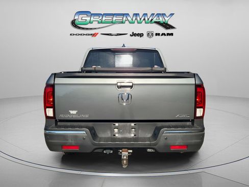 Used 2019 Honda Ridgeline RTL-E image 2