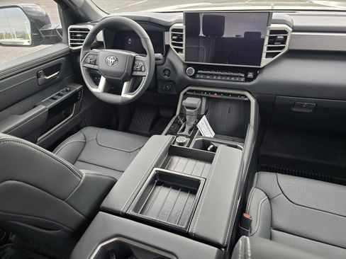 New 2026 Toyota Tundra Limited AWD/4WD image 23