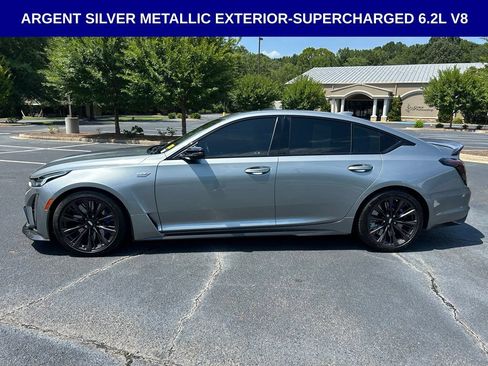 Used 2024 Cadillac CT5 V Blackwing w/ Carbon Fiber Package 2 RWD image 11