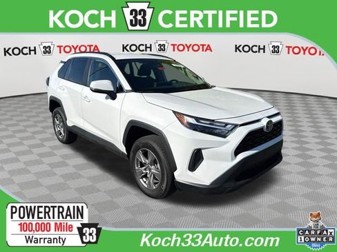 Used 2025 Toyota RAV4 XLE AWD/4WD image 1