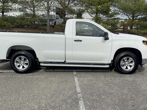 Used 2025 Chevrolet Silverado 1500 W/T image 4