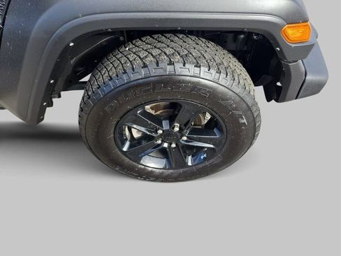 Used 2022 Jeep Wrangler Unlimited Sport image 35