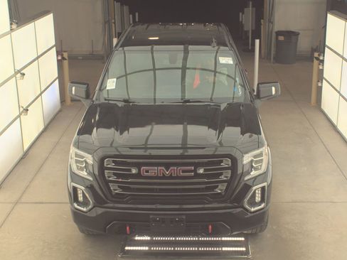 Used 2019 GMC Sierra 1500 AT4 w/ AT4 Preferred Package image 2