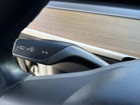 Used 2018 Tesla Model 3 Long Range image 39