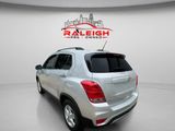 Used 2020 Chevrolet Trax LT w/ LT Convenience Package image 2