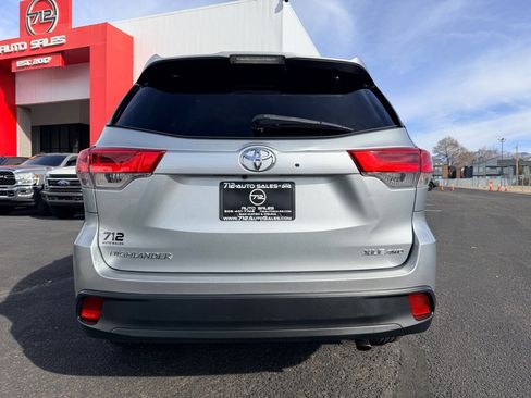 Used 2019 Toyota Highlander XLE image 36