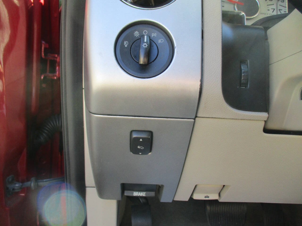 Used 2013 Ford Expedition EL Limited RWD image 15