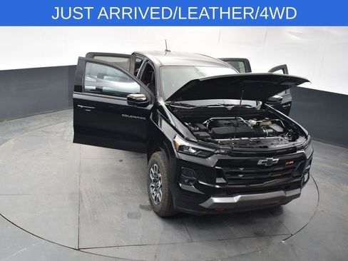 Used 2024 Chevrolet Colorado Z71 w/ Z71 Convenience Package 2 image 21