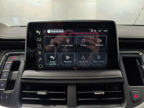 Used 2022 GMC Yukon SLT w/ SLT Premium Package image 12