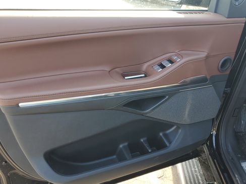 New 2026 Lincoln Navigator Reserve image 6