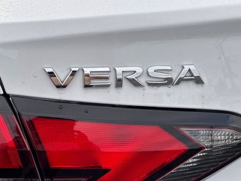 Used 2025 Nissan Versa S w/ S Plus Package image 29