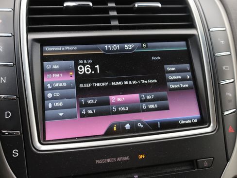 Used 2016 Lincoln MKX Reserve w/ Technology Package AWD/4WD image 51