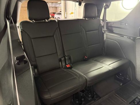 Used 2023 Chevrolet Tahoe Z71 w/ Luxury Package image 26