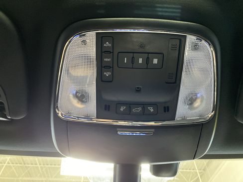 Certified 2022 Jeep Grand Cherokee Limited image 26